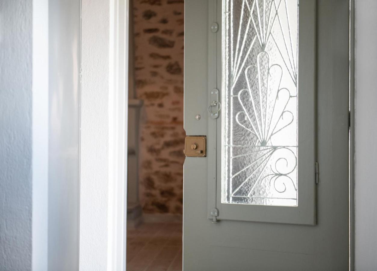 Agrikia Tis Vasilikis Apartment Ormilia Bagian luar foto