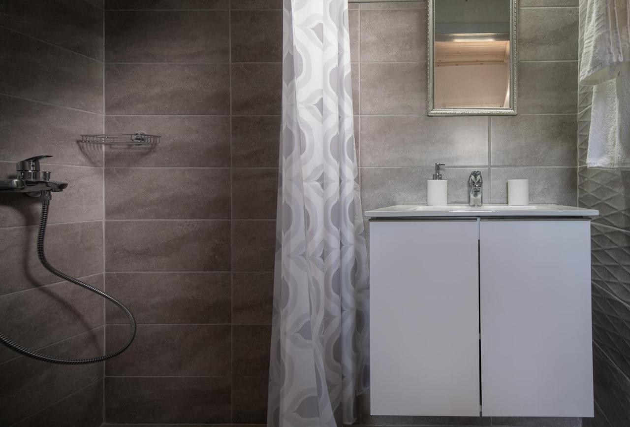 Agrikia Tis Vasilikis Apartment Ormilia Bagian luar foto